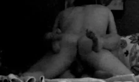 استخدام ?????????? مع الصدور الكبيرة و لامعة و مظهر فريد من نوعه عربي سيكس