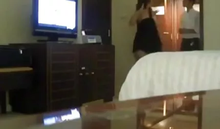 لقد سيكس محارم عربى شد معصمه إدارة