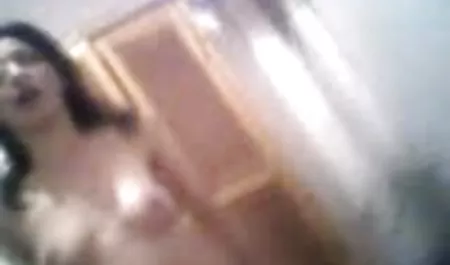 معلم الصف سيكس عربي عراقي ميزوتاني الجنس الذقن