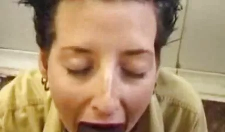 مثير الجنس لعب سيكس مغربي عربي براون ديزي
