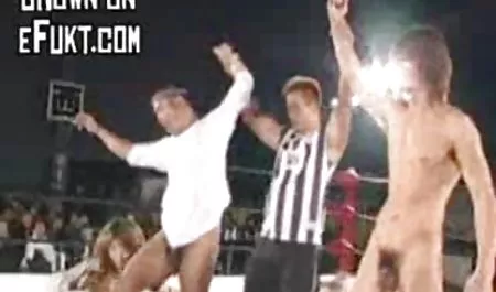 كبيرة فلم سيكس مترجم عربي وجميلة