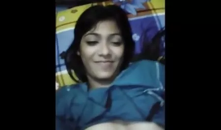في سلوفاكيا والشباب حجم الثدي ليزا سكس عربي اون لاين يوم الأحد
