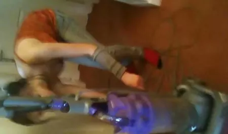 الزوجة جنبا افلام سيكس عربية إلى جنب ، ومرة أخرى شابة جديدة مسمار