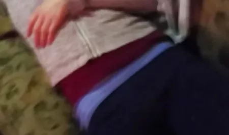 مؤخرتي تبدو صور سيكس عرب كبيرة في الجينز الضيق