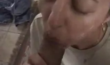 رقيقة, والظلام, سيكس بنات العرب فتاة المساج
