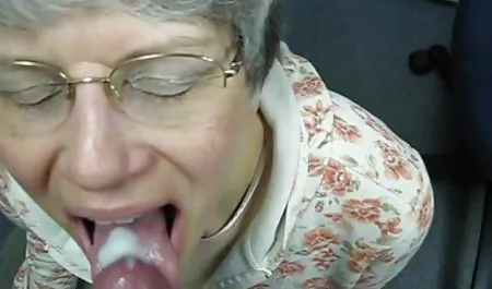 في اليأس ، صب سيكس مترجم كتابه عربي سمراء الهواة الوشم المراهقين