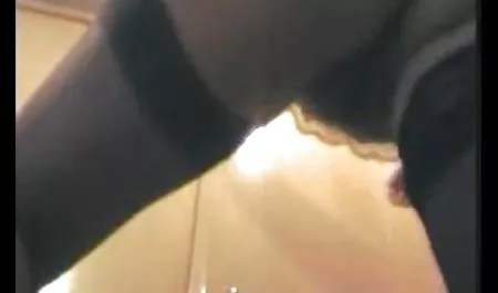 الشر في سيكس بورن عربي سن المراهقة, لكن براون البرية الشرسة تحت أنفك