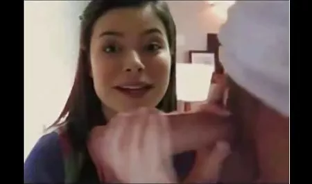 جميلة أمي فلم سيكس مترجم عربي يحب وجهها ، والحب المنطقة